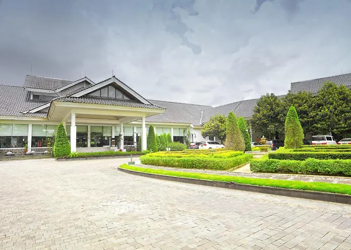 Lido Lake Resort By Mnc Hotel Bogor